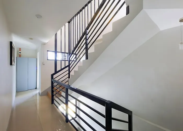Oyo 848 Dona Aurora Condotel