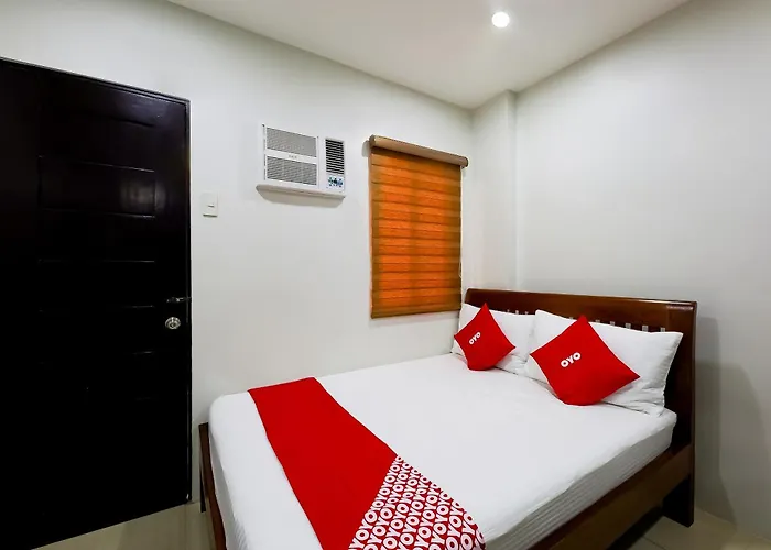Oyo 848 Dona Aurora Condotel 酒店 2*