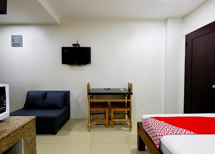 Oyo 848 Dona Aurora Condotel