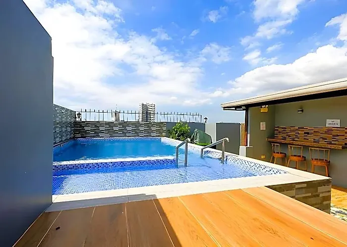 酒店 Oyo 848 Dona Aurora Condotel 2*